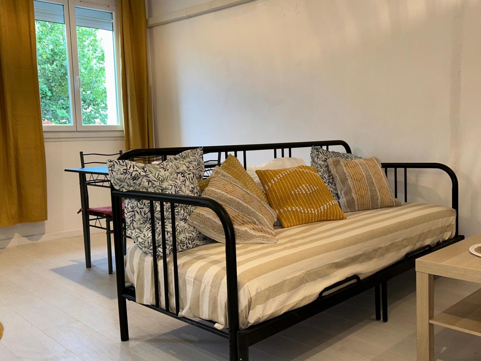 Spacieux T2 Climatise - Pres Du Centre Ville Narbonne Dış mekan fotoğraf