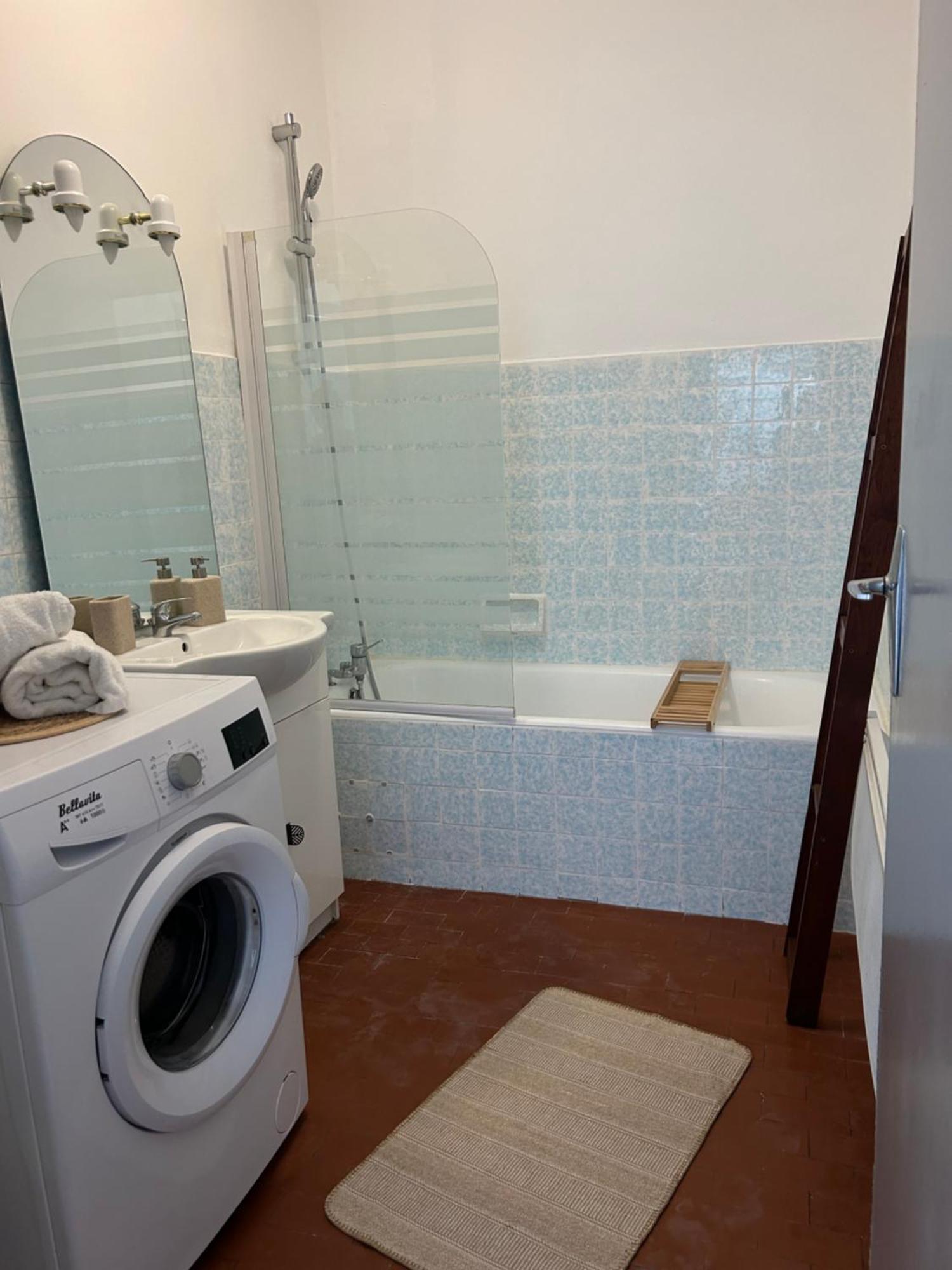 Spacieux T2 Climatise - Pres Du Centre Ville Narbonne Dış mekan fotoğraf
